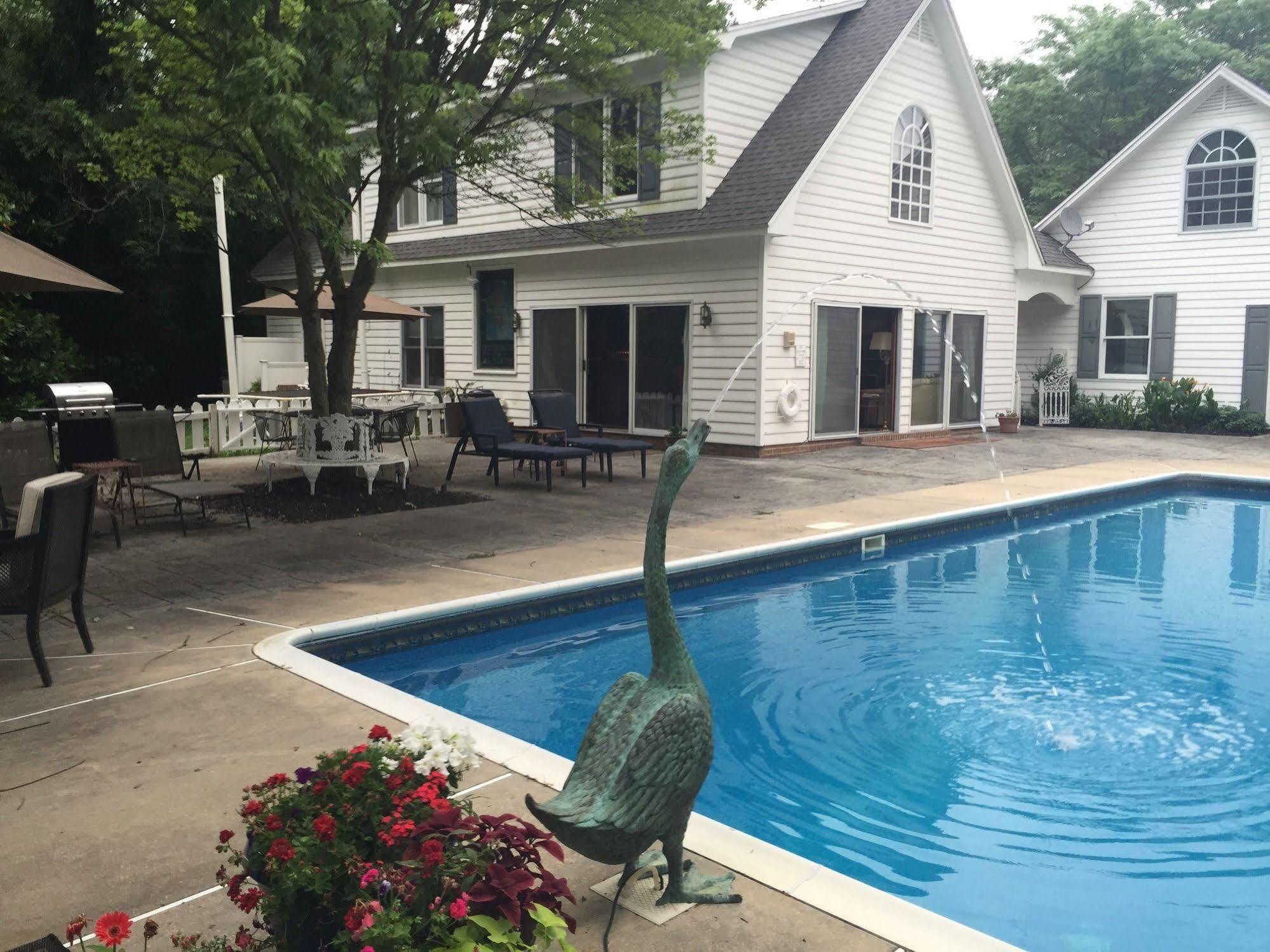 Miles River Guest House Easton Bagian luar foto